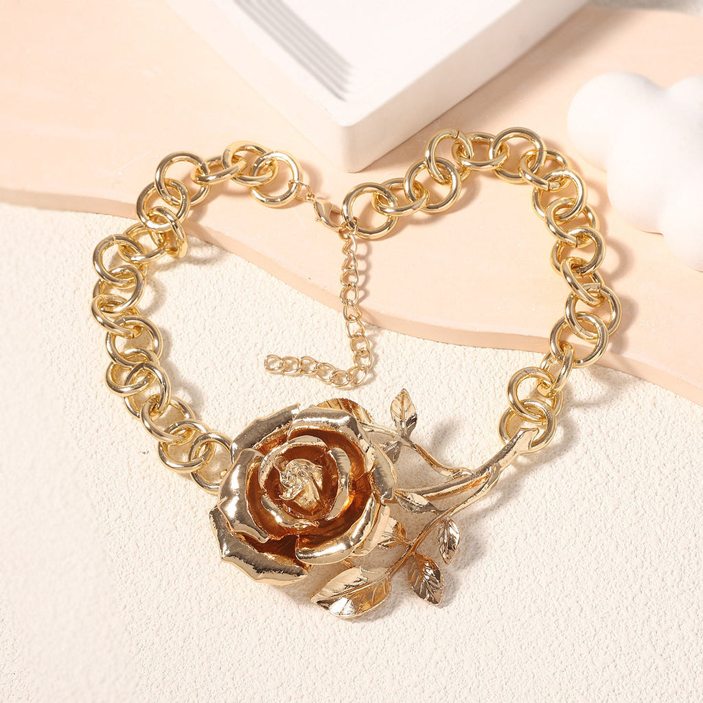Charming Pendant for Any Occasion