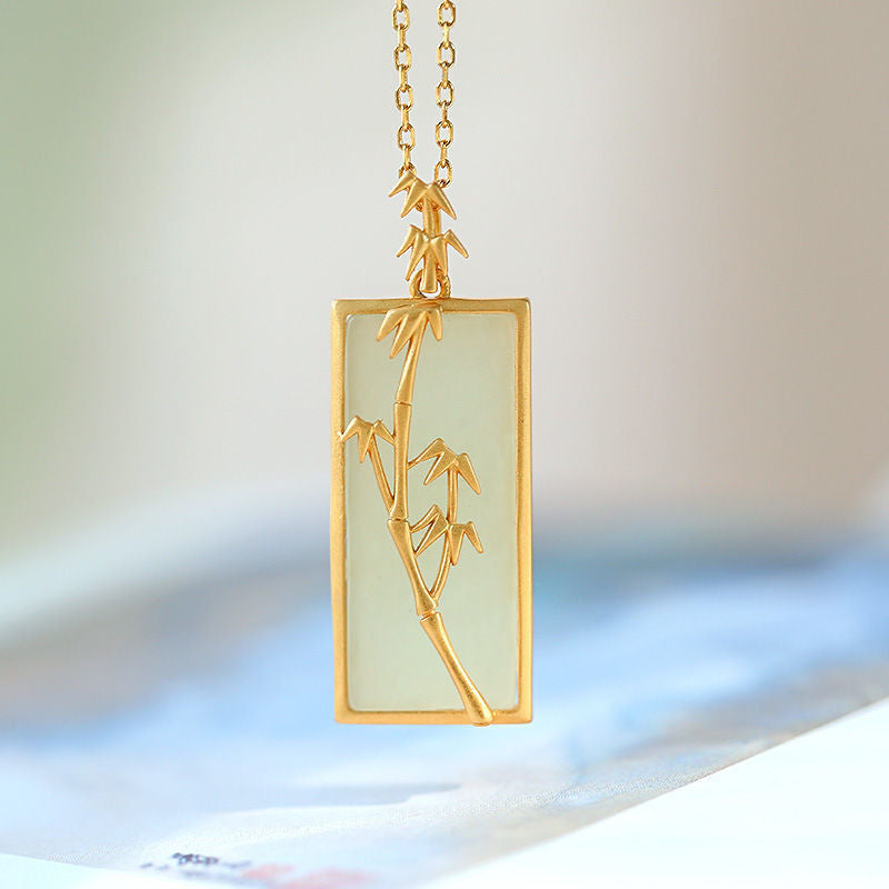 Classic Gold Necklace with Timeless Appeal