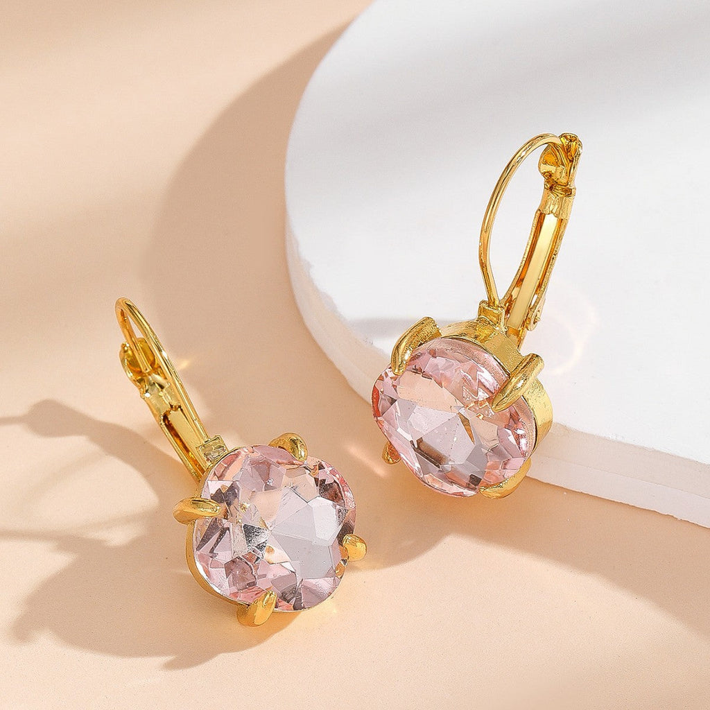 Charming Earring for Any Occasion