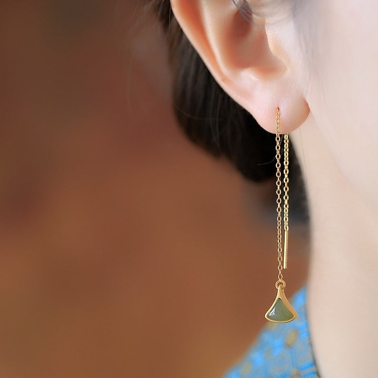Charming Silver Earring for Any Occasion