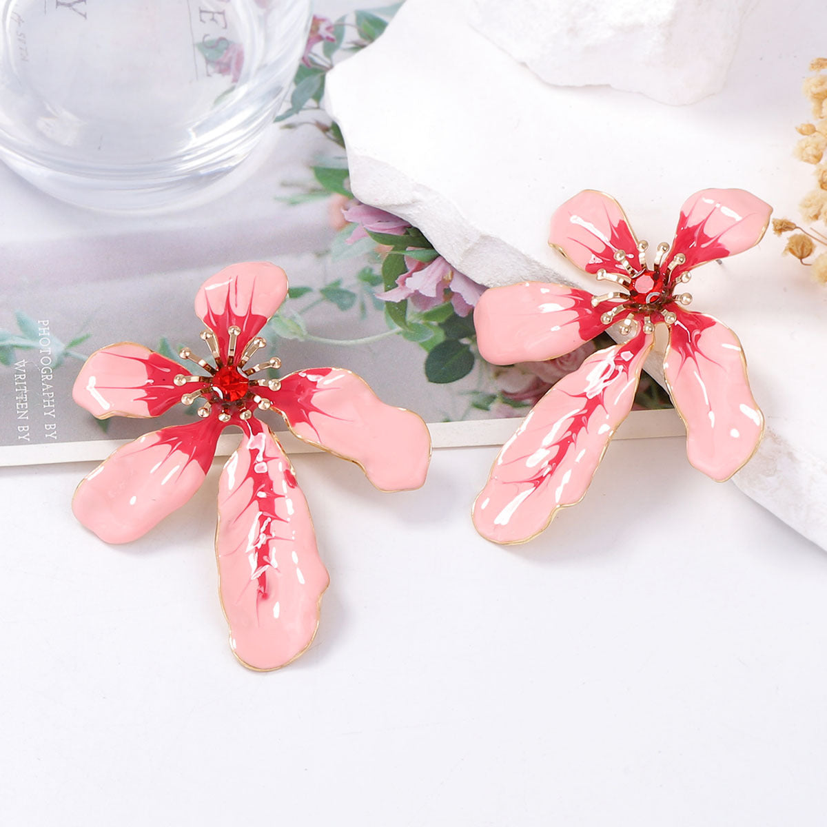 Charming Earring for Any Occasion
