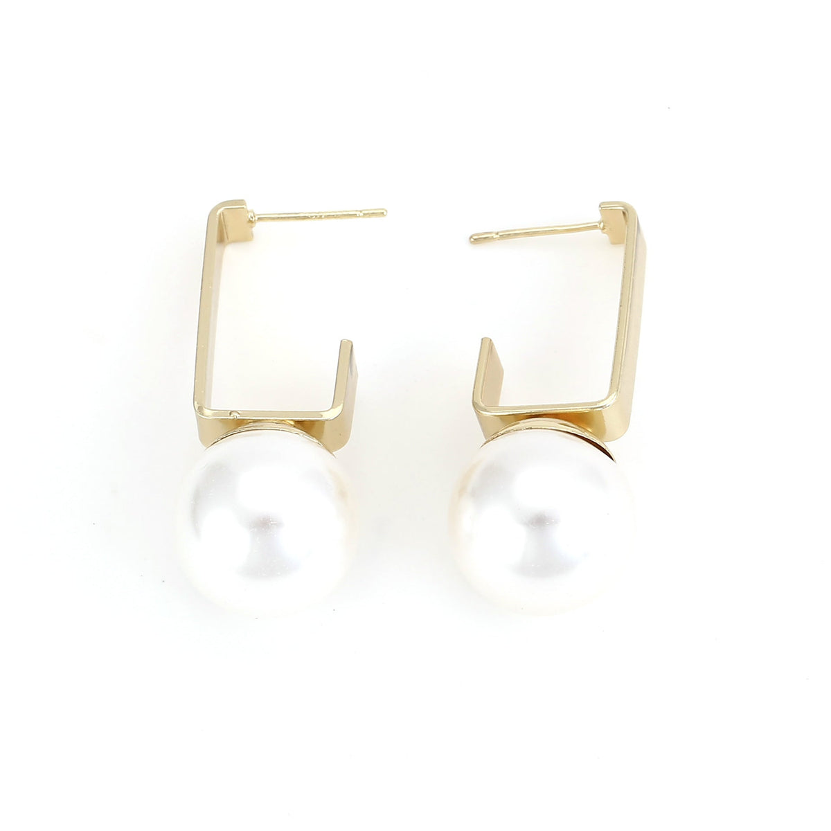 Elegant Pearl Earring for Every Occasion