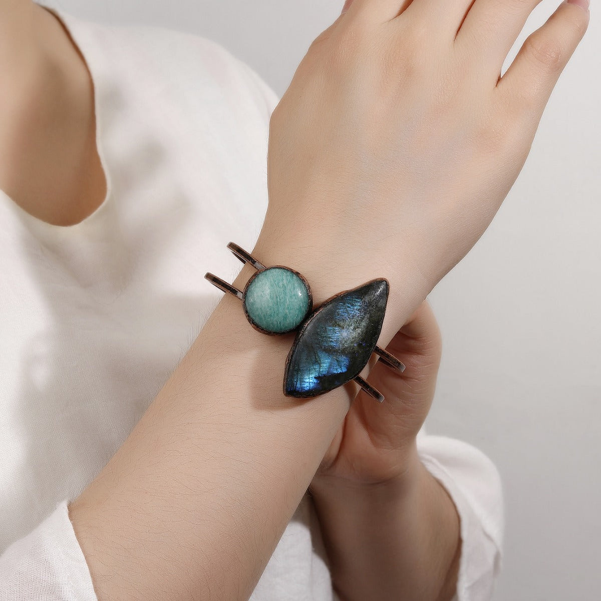 Romantic Bracelet for Special Moments