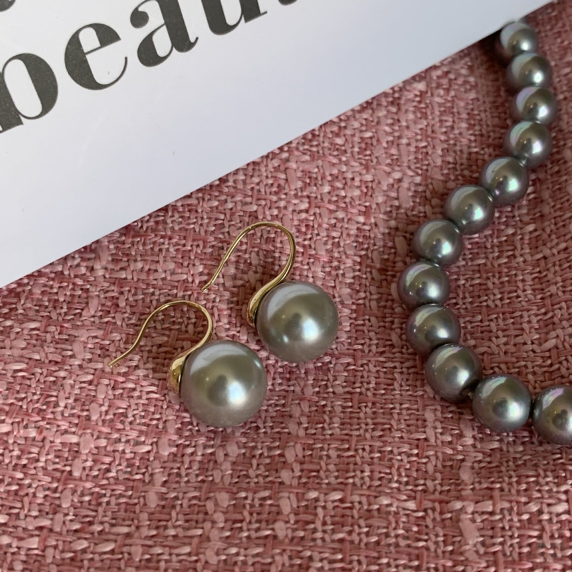 Romantic Pearl Earring for Special Moments