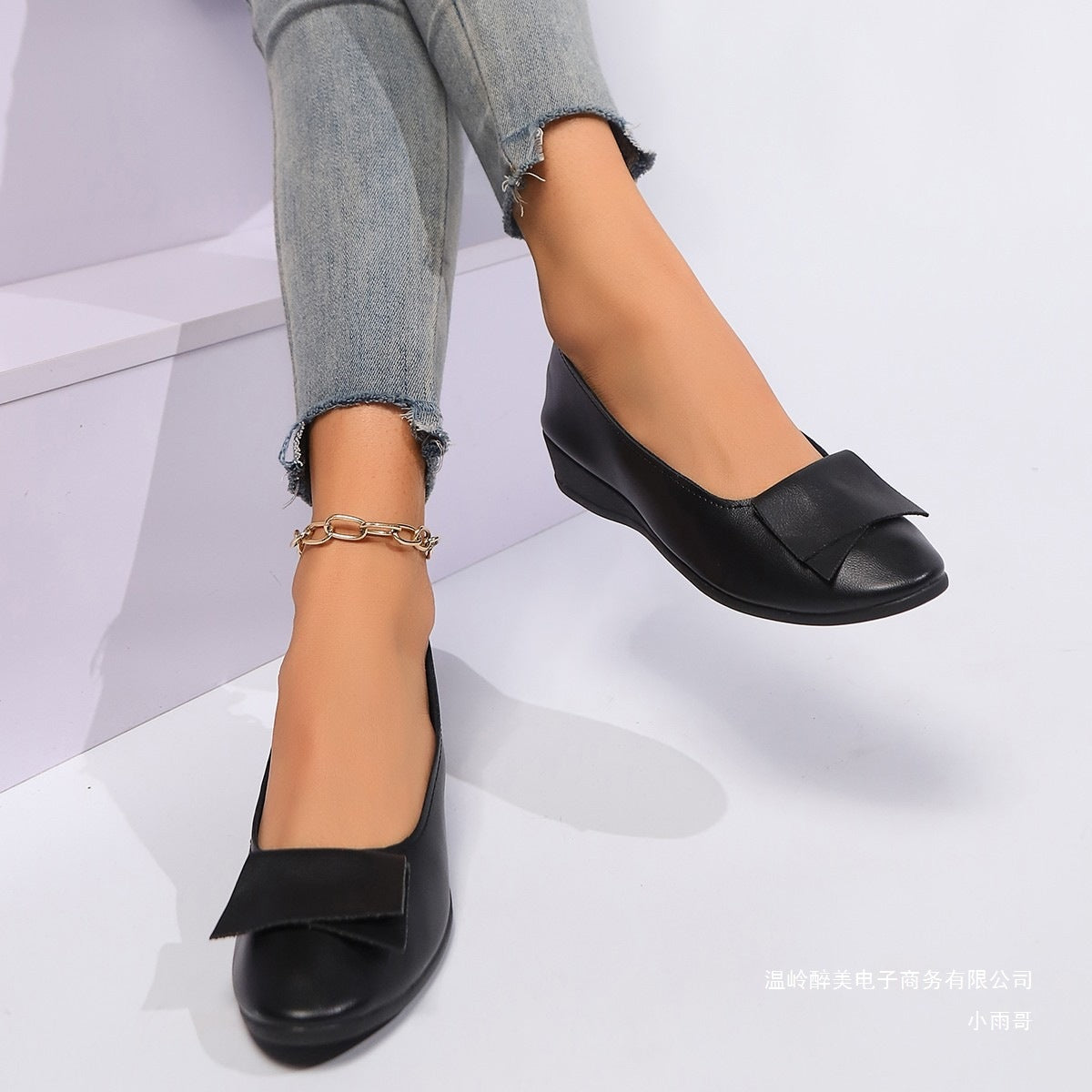 Chic Orthopedic Shoes with Unique Design