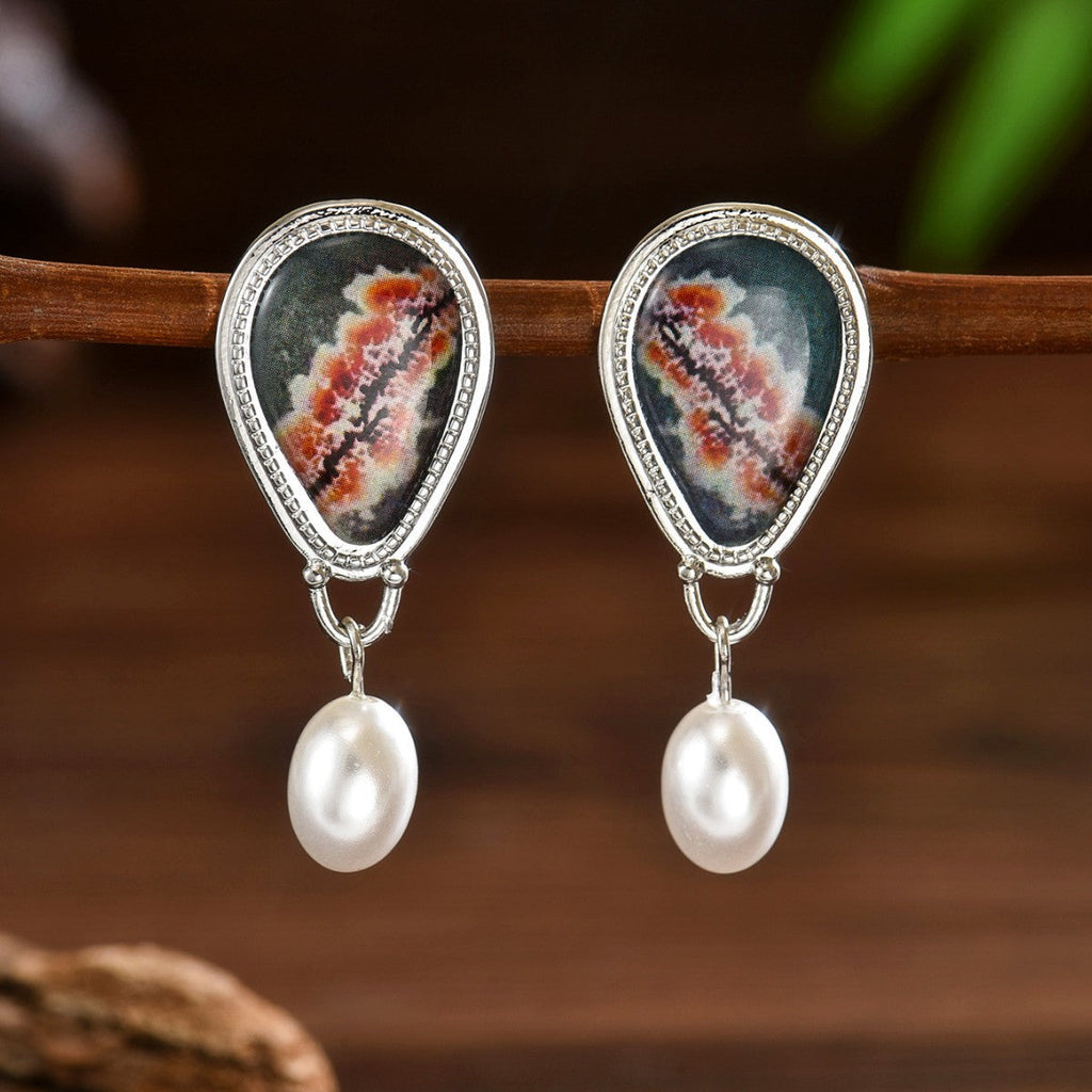 Charming Earring for Any Occasion