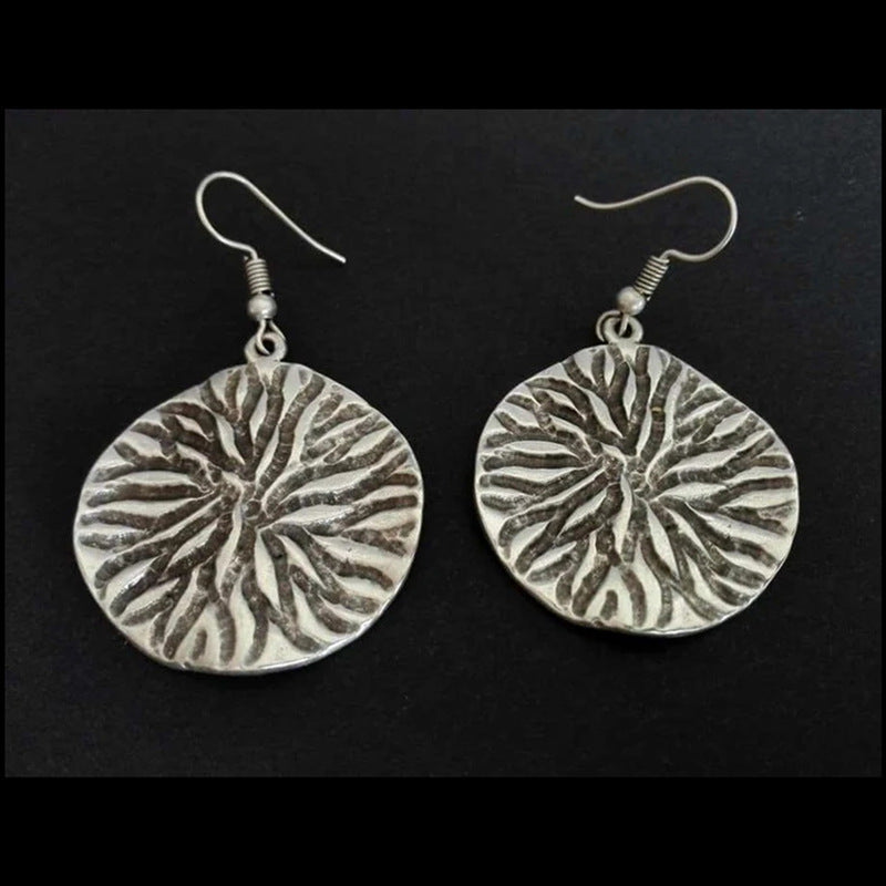 Classic Earring with Timeless Appeal