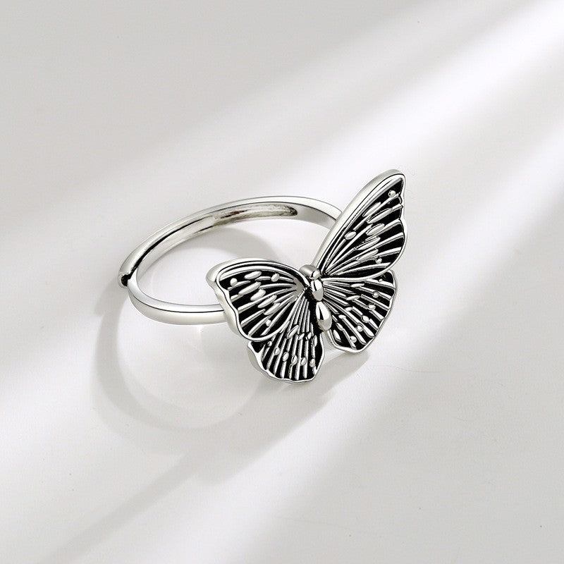 Classic Ring with Timeless Appeal