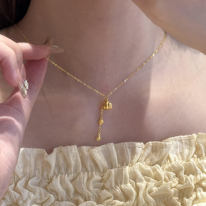 Charming Gold Necklace for Any Occasion