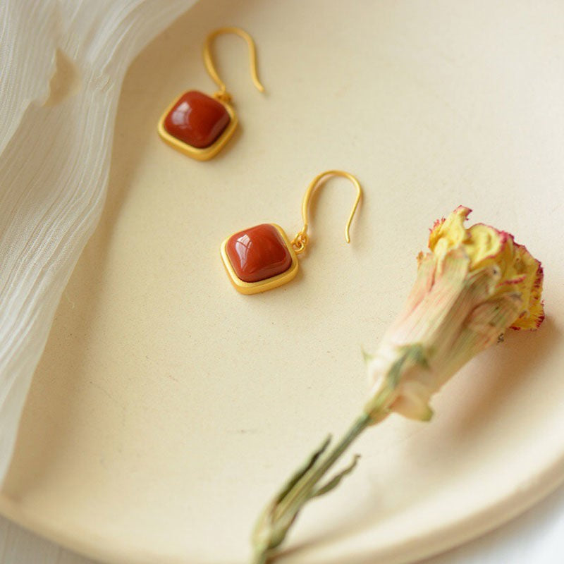 Stunning Gold Earring for Daily Wear