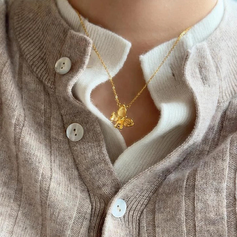 Charming Gold Necklace for Any Occasion