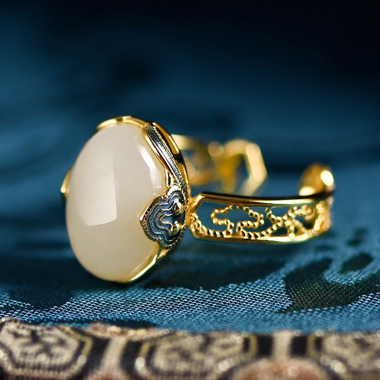 Charming Gold Ring for Any Occasion