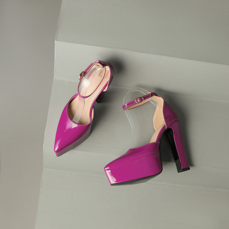 Chic Orthopedic Sandals with Unique Design