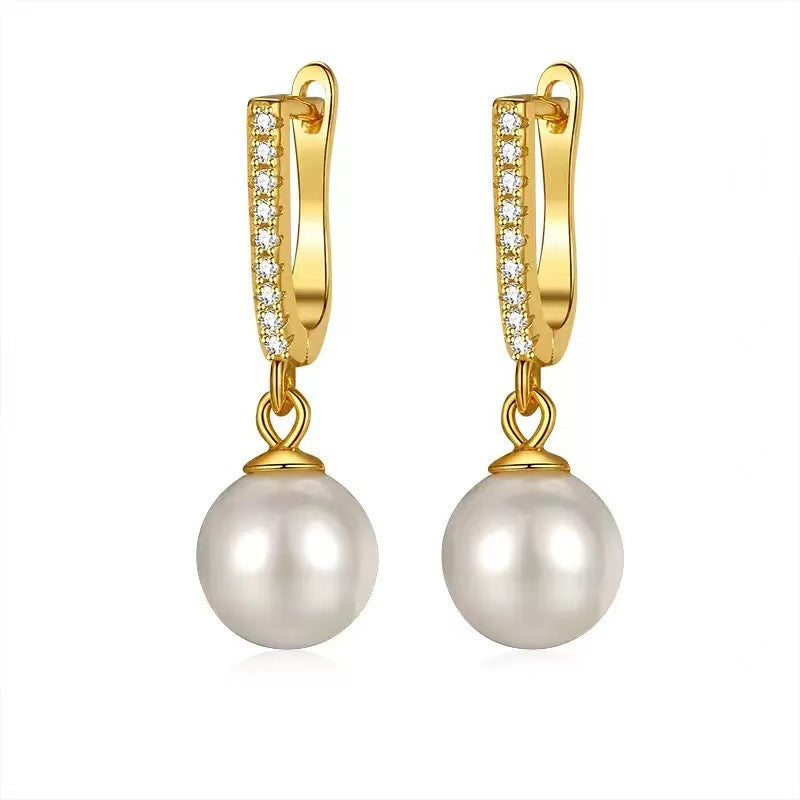 Romantic Pearl Earring for Special Moments