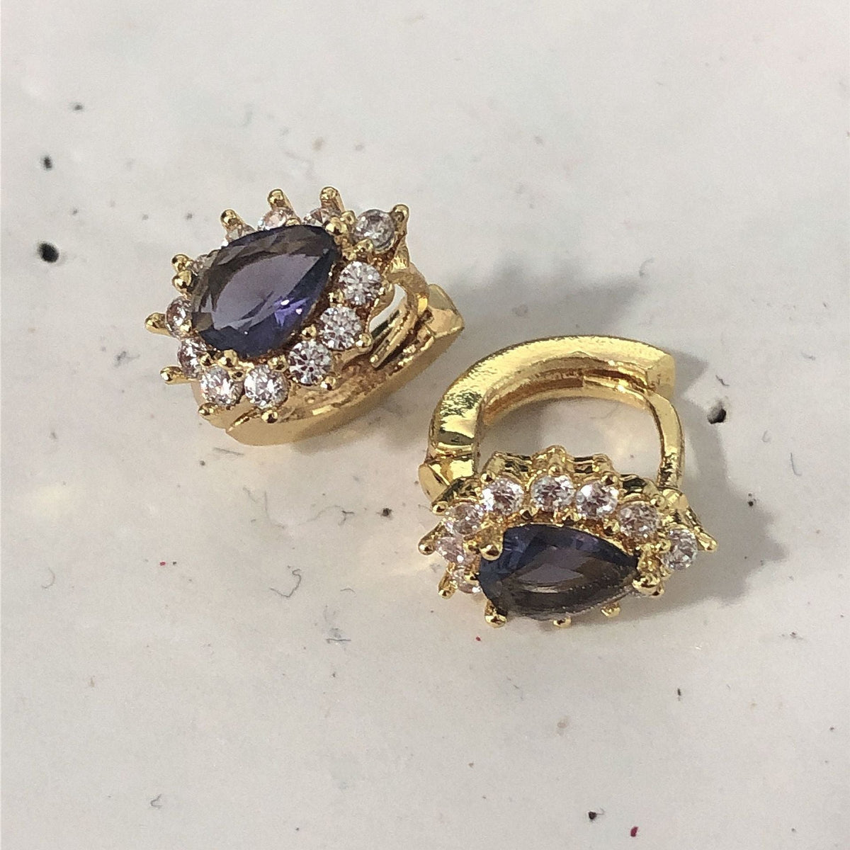 Vintage Handmade Earring