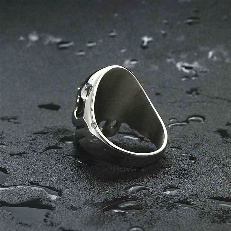 Classic Ring with Timeless Appeal