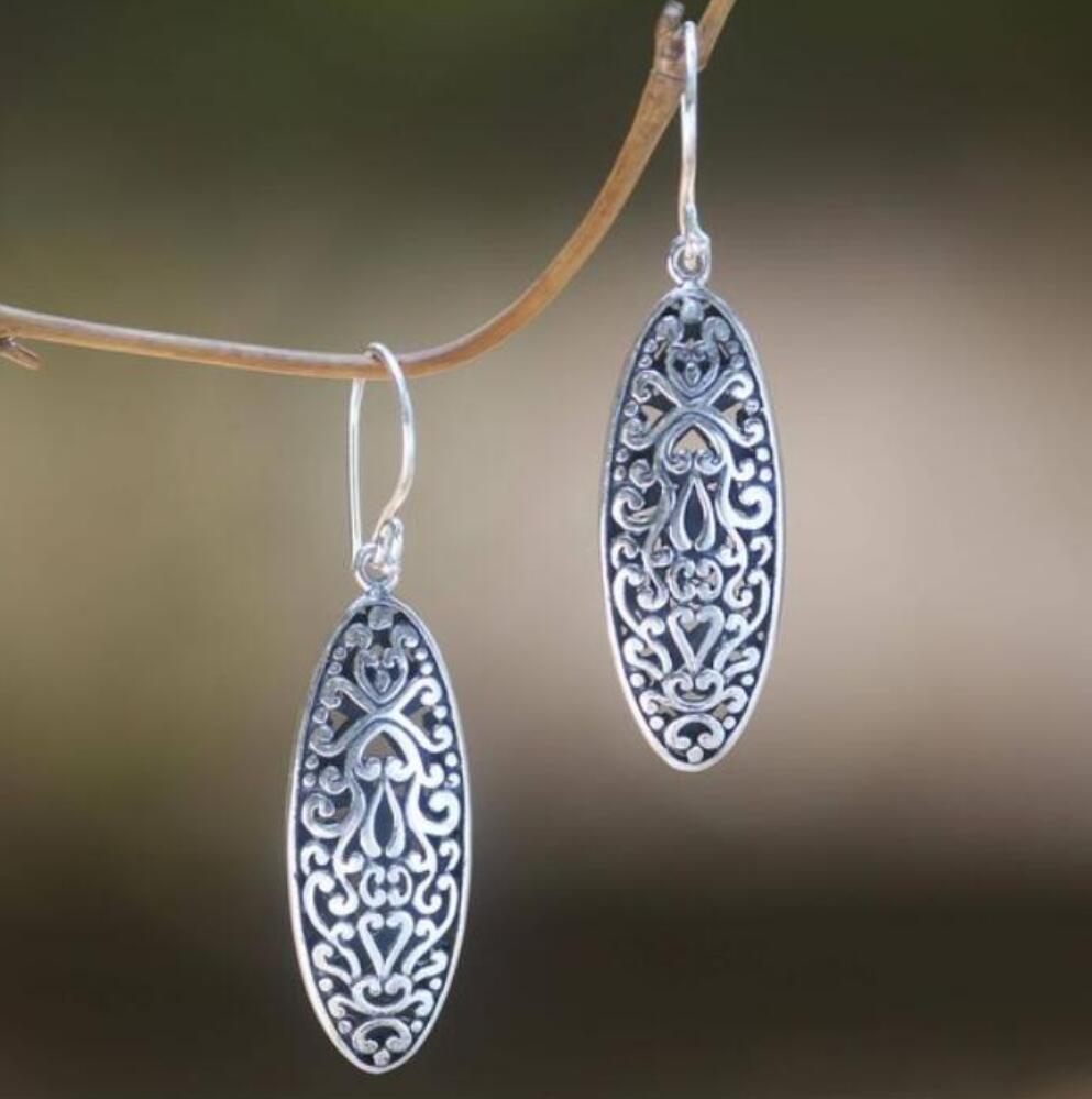 Romantic Earring for Special Moments