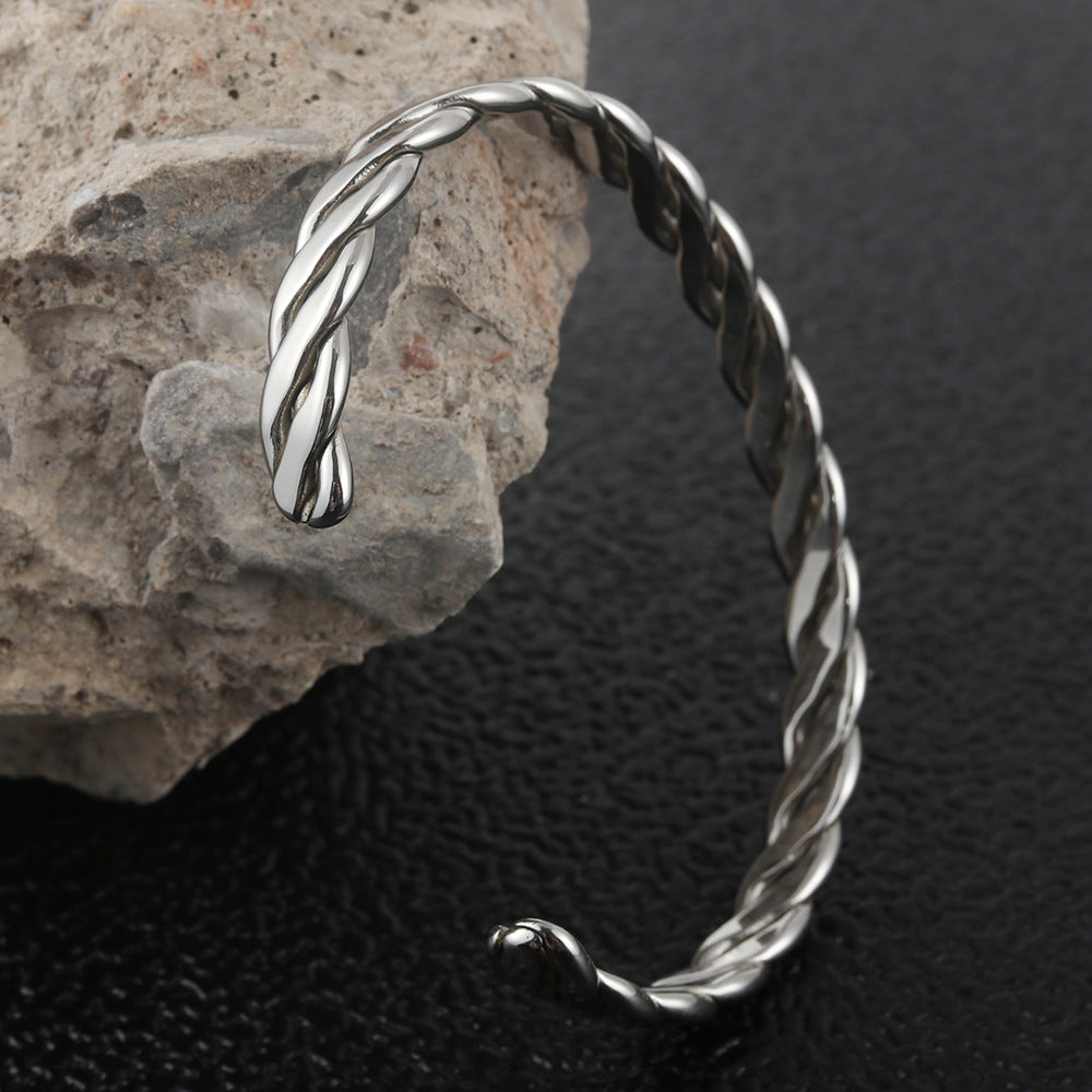 Romantic Bracelet for Special Moments