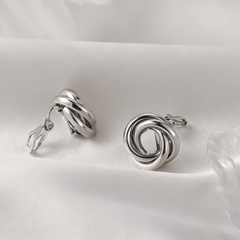 Charming Earring for Any Occasion