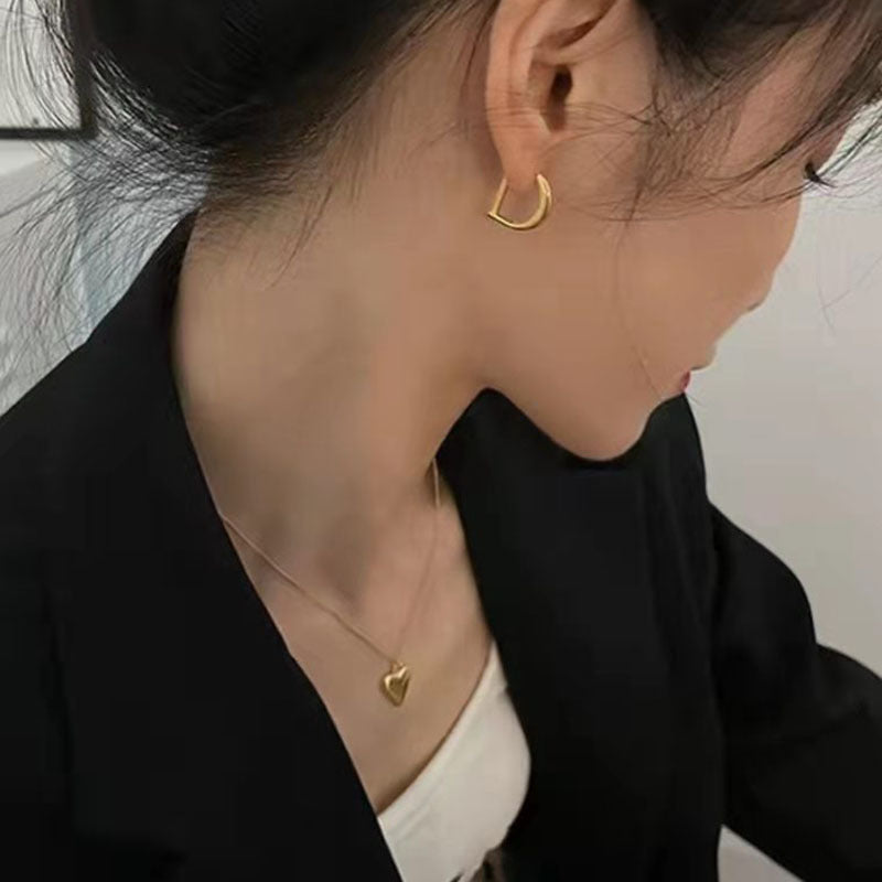 Elegant Gold Earring for Every Occasion