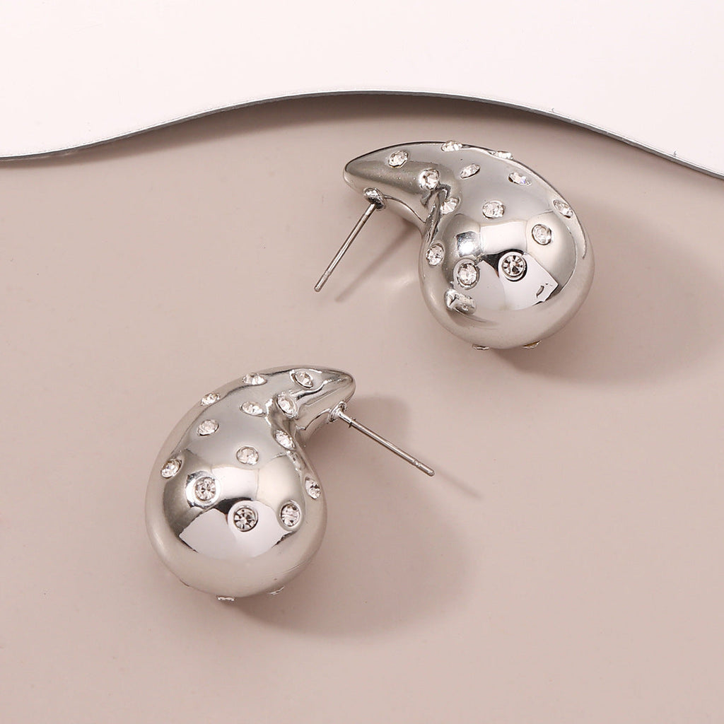 Beautiful Earring with Unique Style