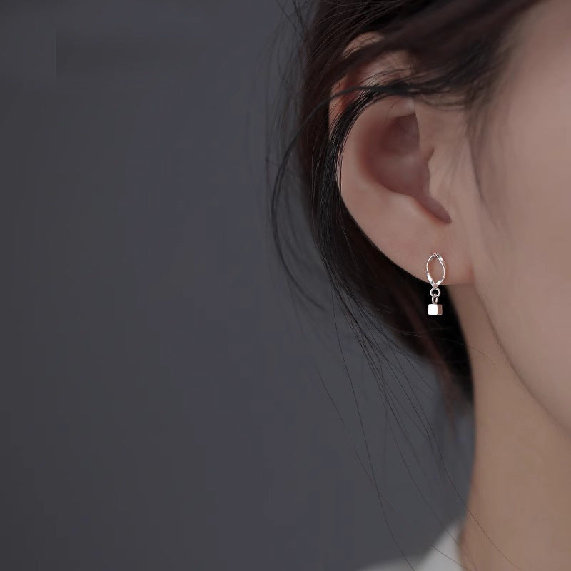 Classic Earring with Timeless Appeal