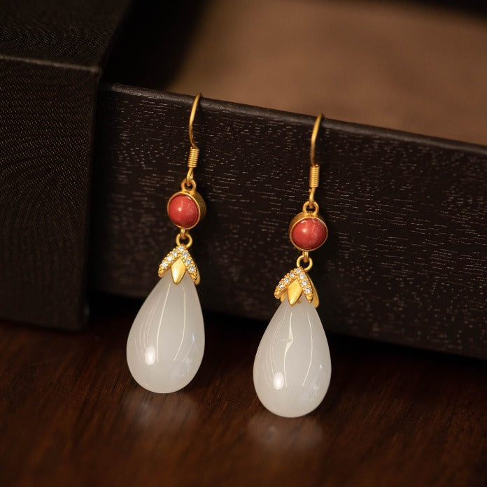 Classic Earring with Timeless Appeal