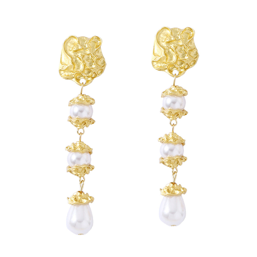 Stunning Pearl Earring for Daily Wear