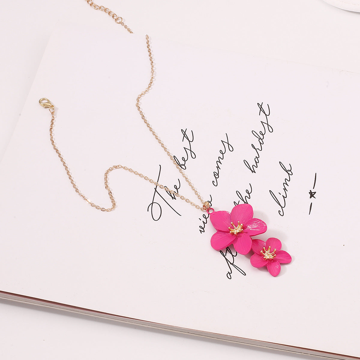 Stunning Necklace for Daily Wear