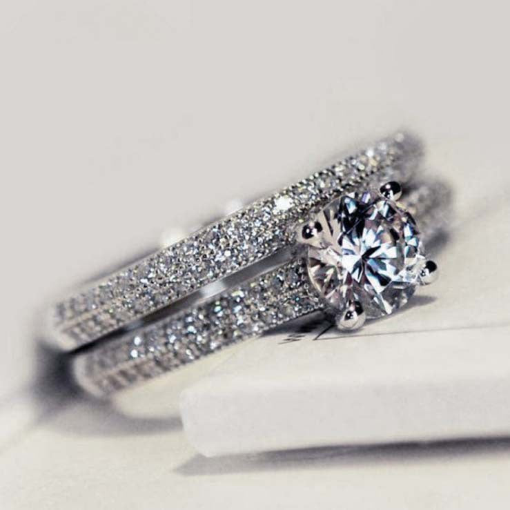 Beautiful Set with Unique Style