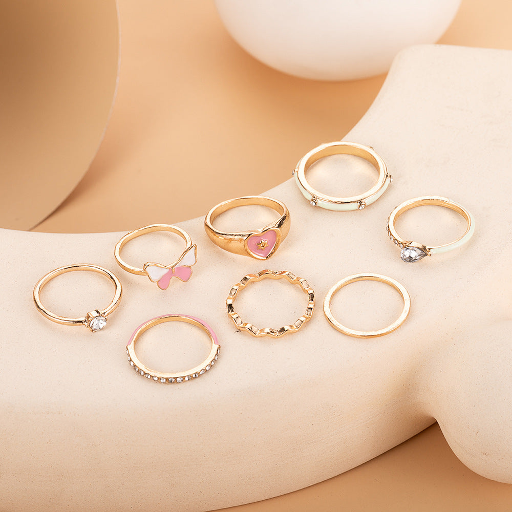 Beautiful Set with Unique Style