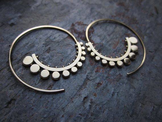 Charming Earring for Any Occasion