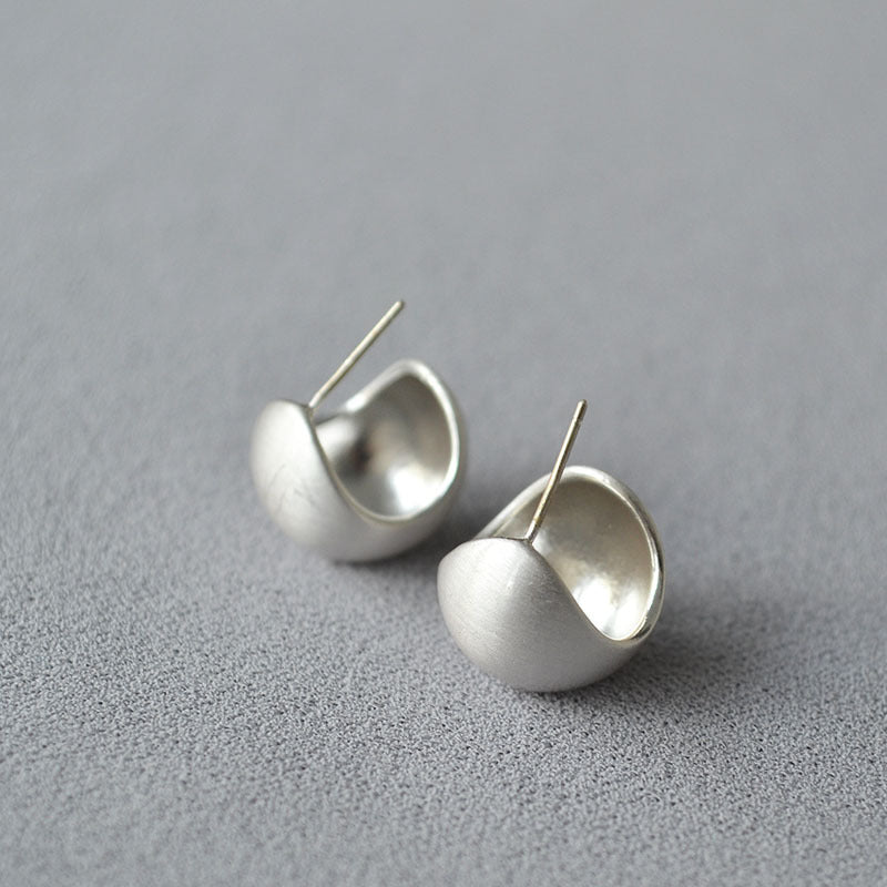 Beautiful Gold Earring with Unique Style