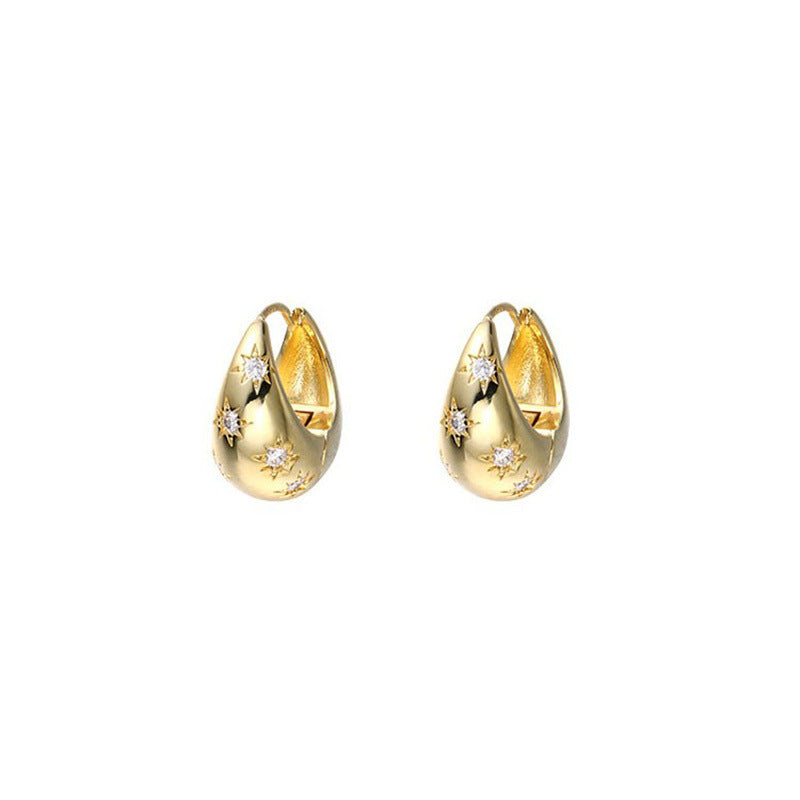 Classic Earring with Timeless Appeal
