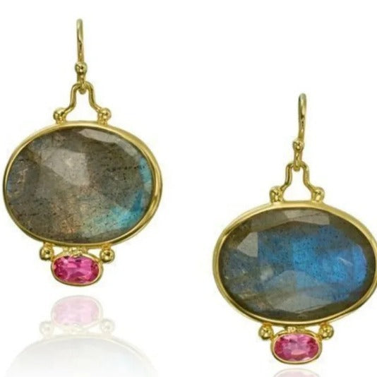 Stunning Earring for Daily Wear