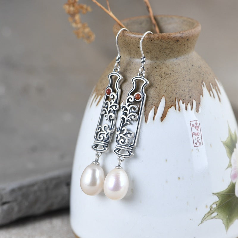 Charming Earring for Any Occasion
