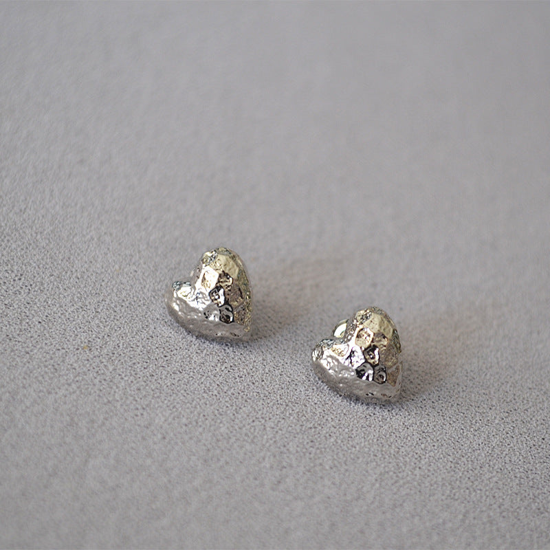 Charming Silver Earring for Any Occasion