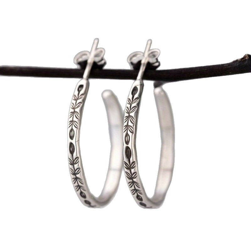 Charming Piece for Any Occasion