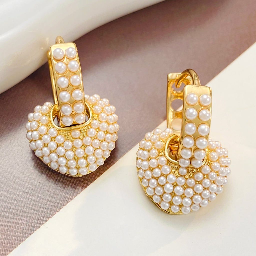 Stunning Pearl Earring for Daily Wear