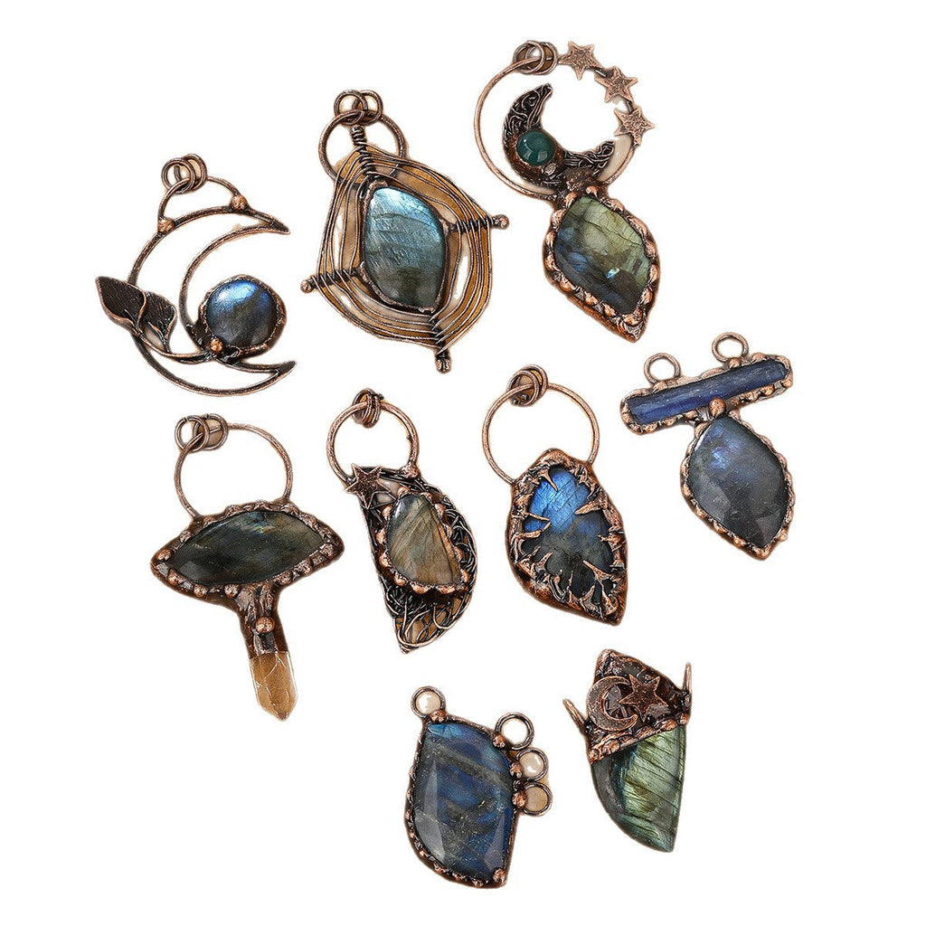Stunning Pendant for Daily Wear