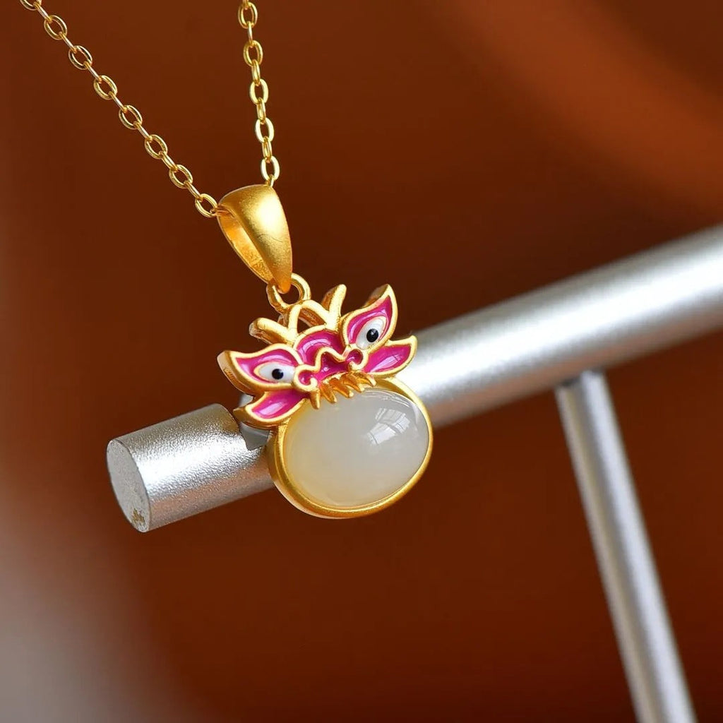 Romantic Gold Necklace for Special Moments