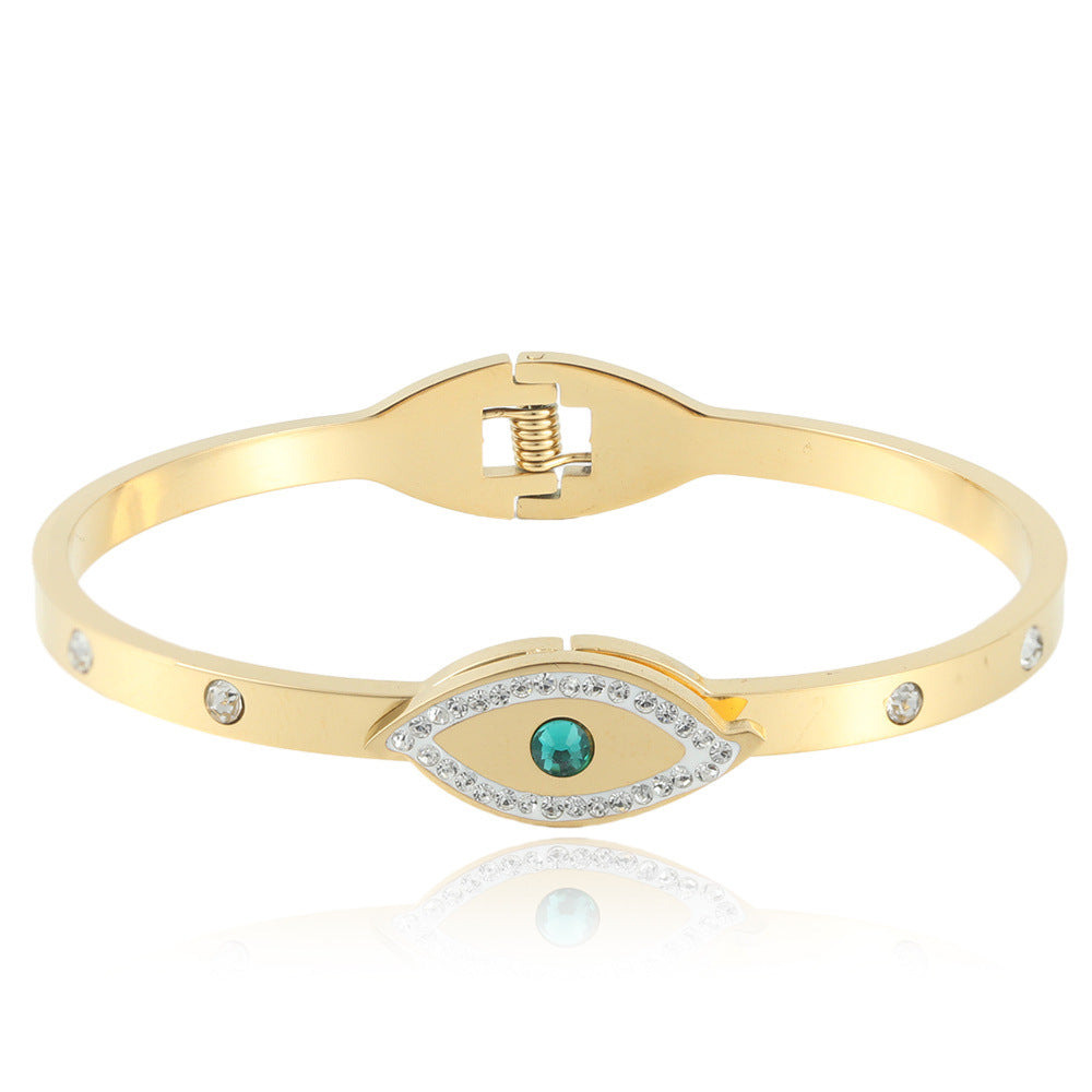 Charming Bracelet for Any Occasion