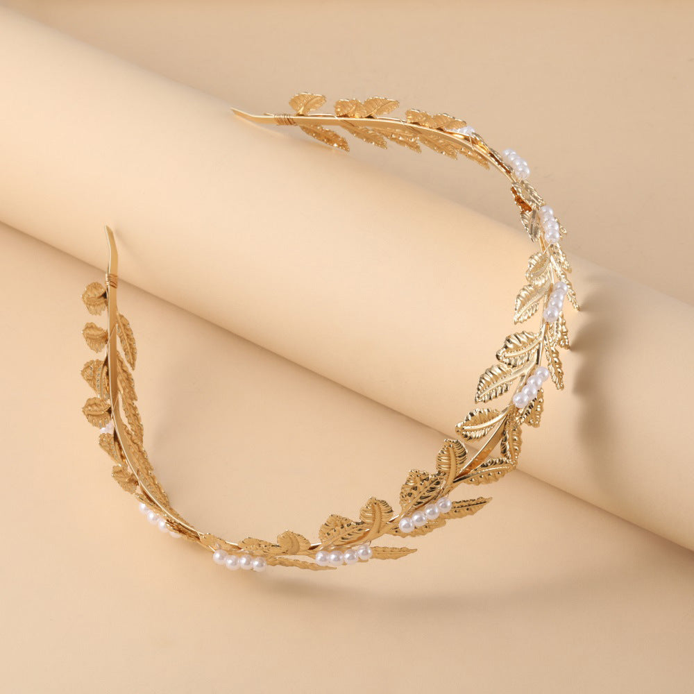 Beautiful Gold Piece with Unique Style
