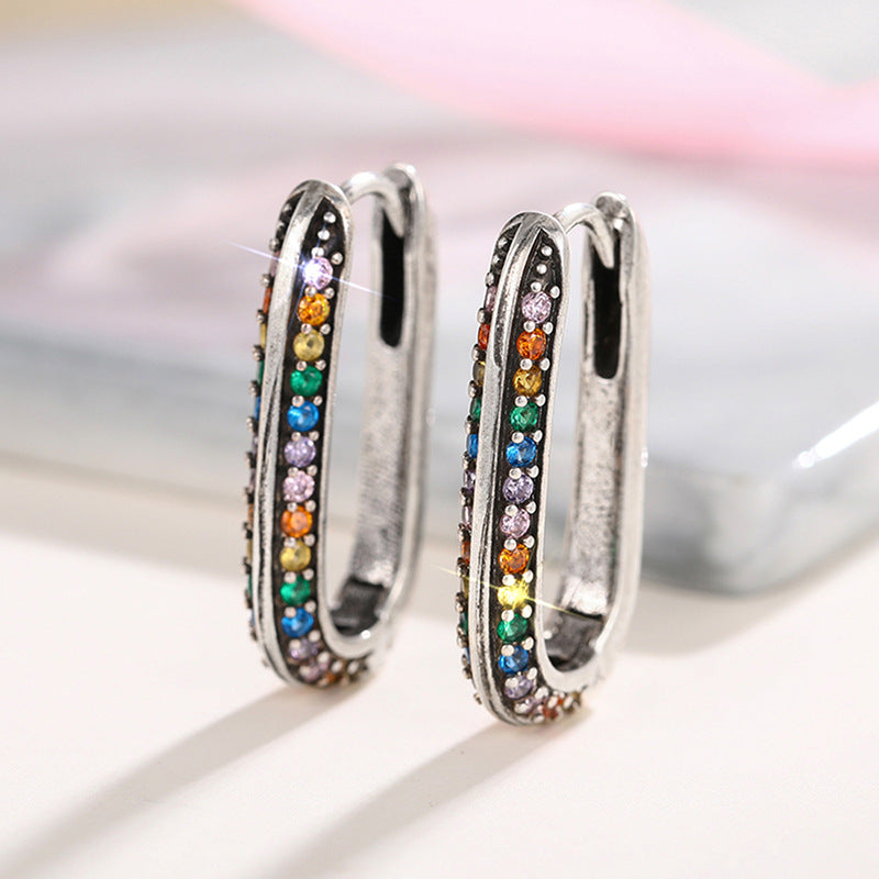 Charming Earring for Any Occasion
