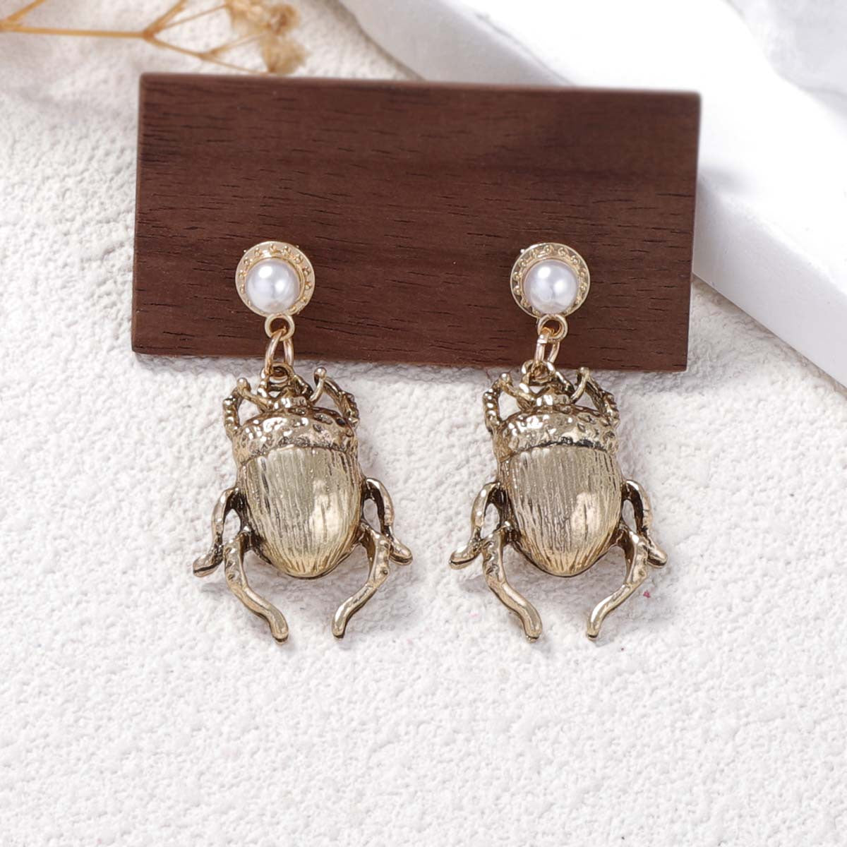 Stunning Pearl Earring for Daily Wear