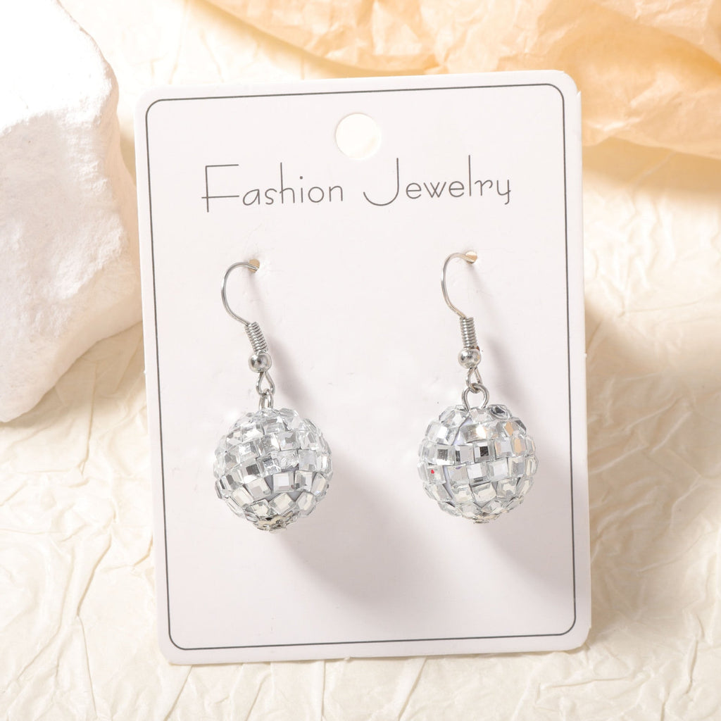 Classic Earring with Timeless Appeal