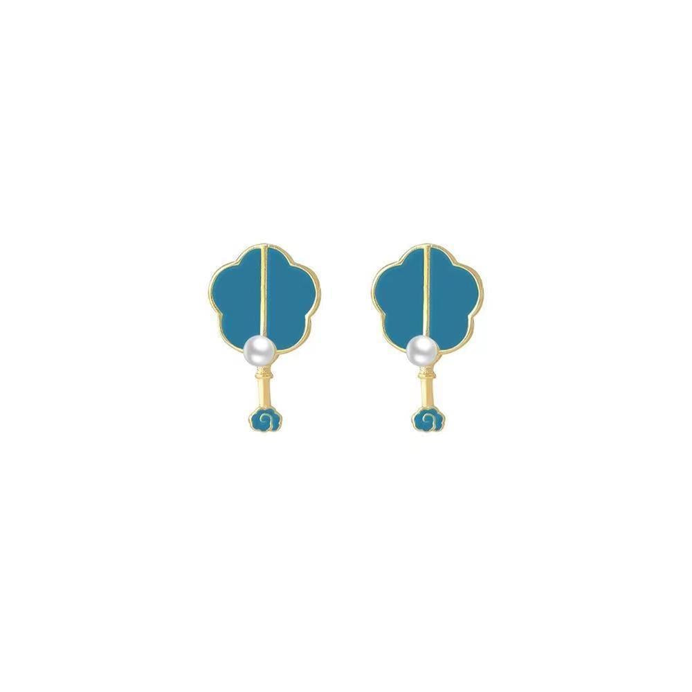 Charming Pearl Piece for Any Occasion
