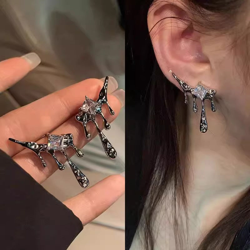 Vintage Handmade Earring