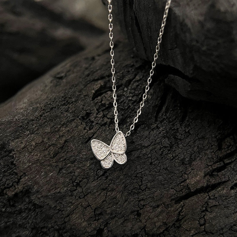 Stunning Necklace for Daily Wear