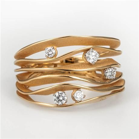 Stunning Gold Ring for Daily Wear